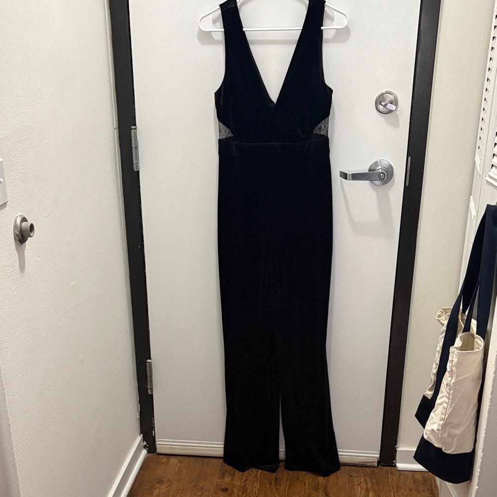 Chic Black Backless Velvet Jumpsuit